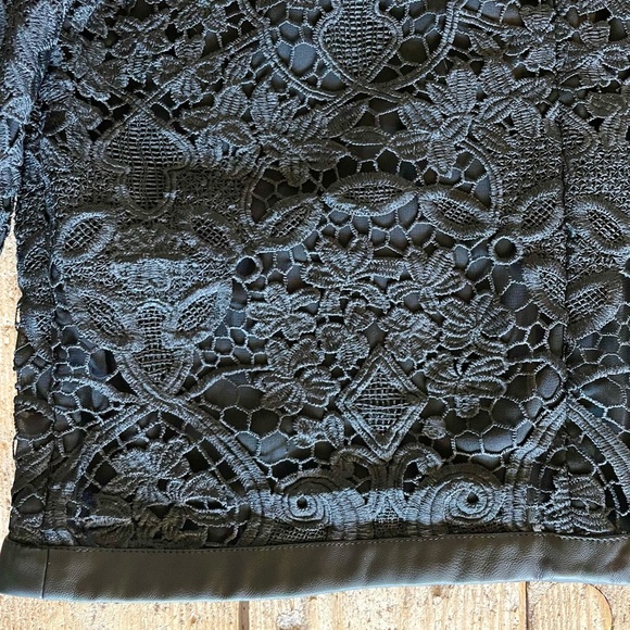 The Kooples Black Lace Cropped Blazer Leather Trim Size 36 - Picture 8 of 11